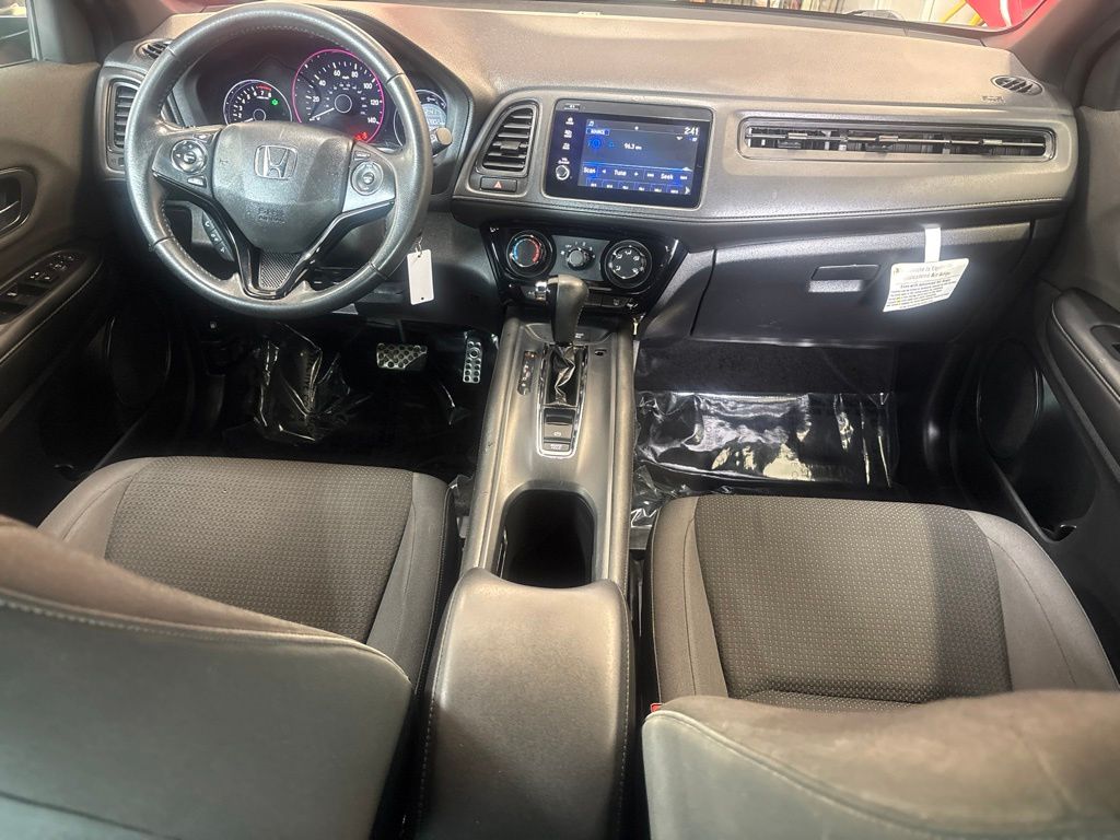 Thumbnail: 2019 Honda HR-V - 12
