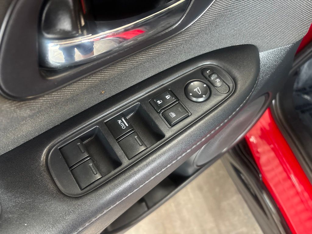 Thumbnail: 2019 Honda HR-V - 22