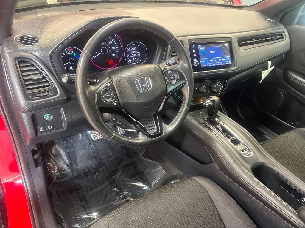 Thumbnail: 2019 Honda HR-V - 2