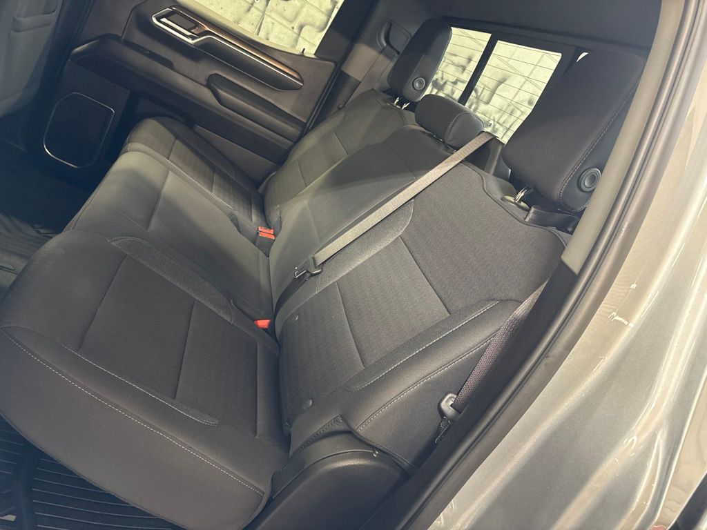 Thumbnail: 2023 Chevrolet Silverado 1500 - 37