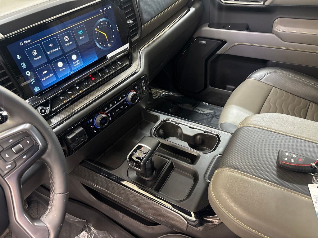 Thumbnail: 2025 Chevrolet Silverado 1500 - 26