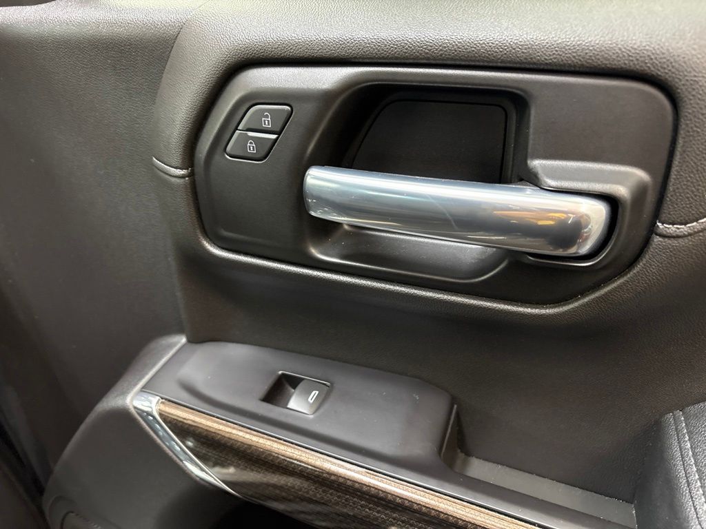 Thumbnail: 2020 Chevrolet Silverado 1500 - 43