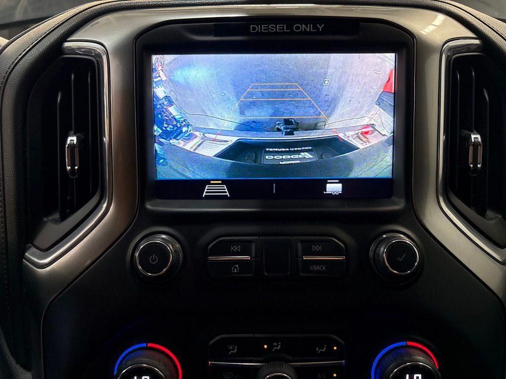 Thumbnail: 2020 Chevrolet Silverado 1500 - 32
