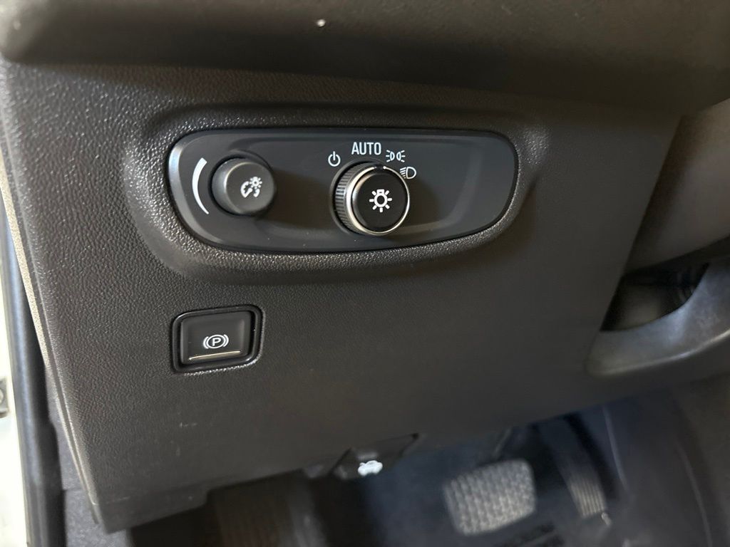 Thumbnail: 2024 GMC Terrain - 24