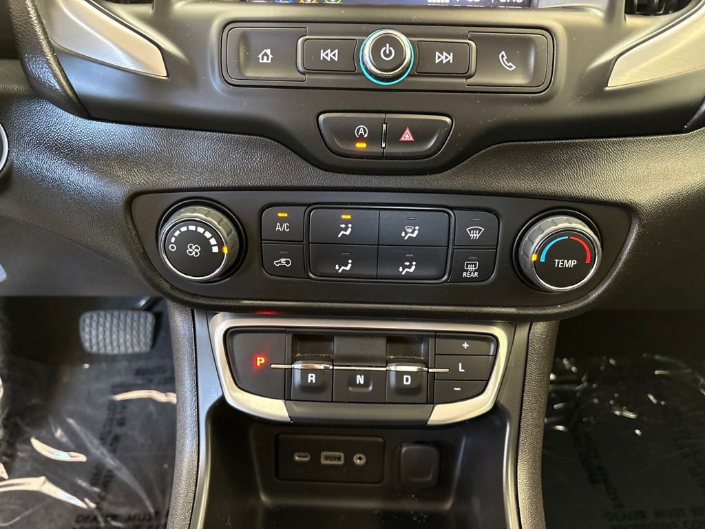 Thumbnail: 2024 GMC Terrain - 27