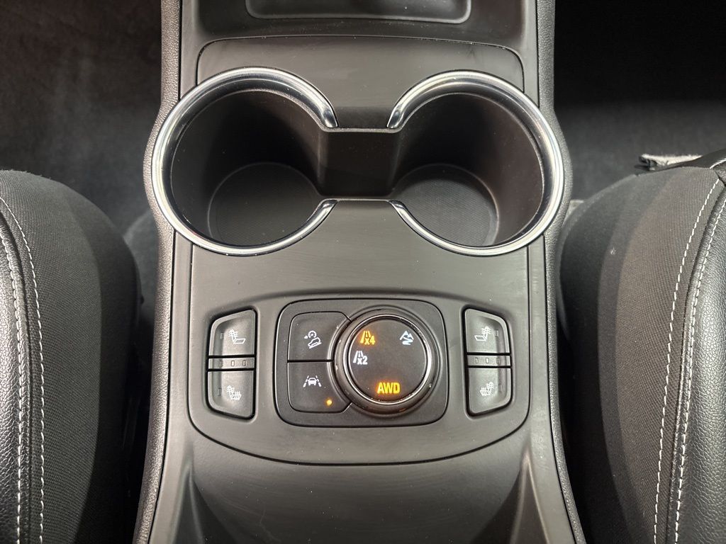 Thumbnail: 2024 GMC Terrain - 31