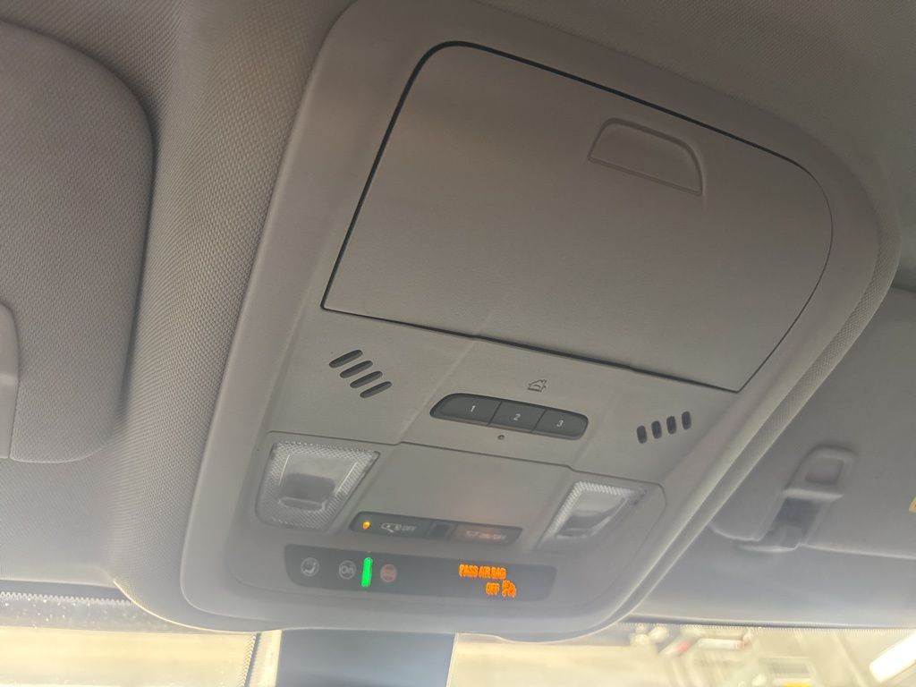 Thumbnail: 2024 GMC Terrain - 32