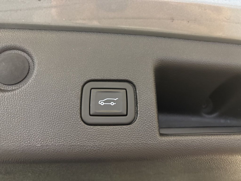 Thumbnail: 2024 Chevrolet Equinox - 36