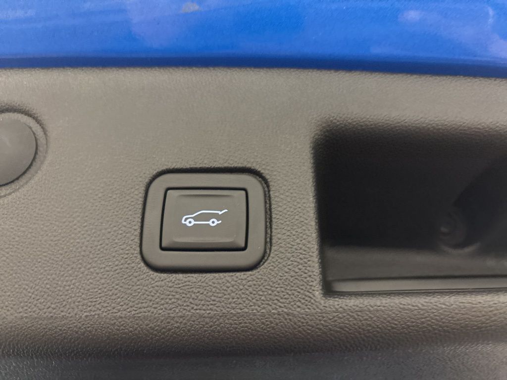 Thumbnail: 2024 Chevrolet Equinox - 33