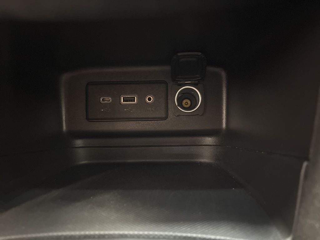 Thumbnail: 2024 Chevrolet Equinox - 27