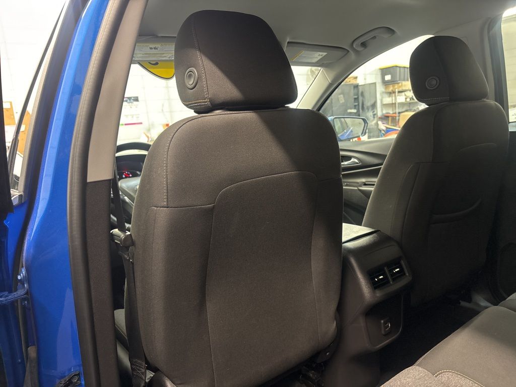 Thumbnail: 2024 Chevrolet Equinox - 10