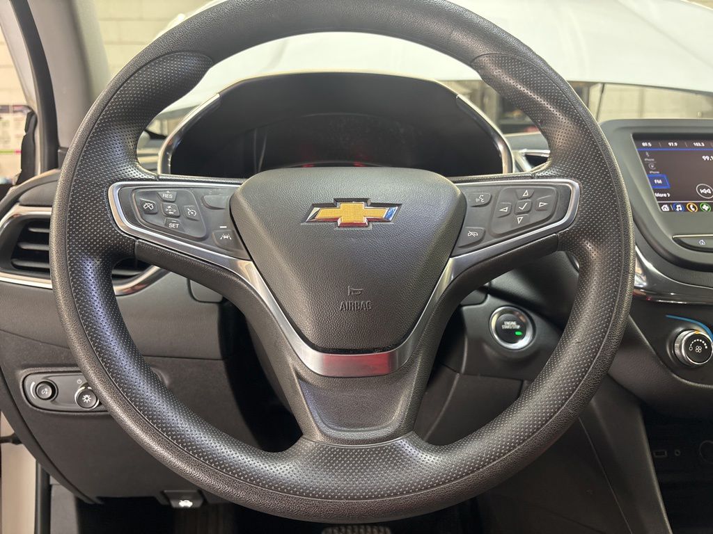 Thumbnail: 2022 Chevrolet Equinox - 7