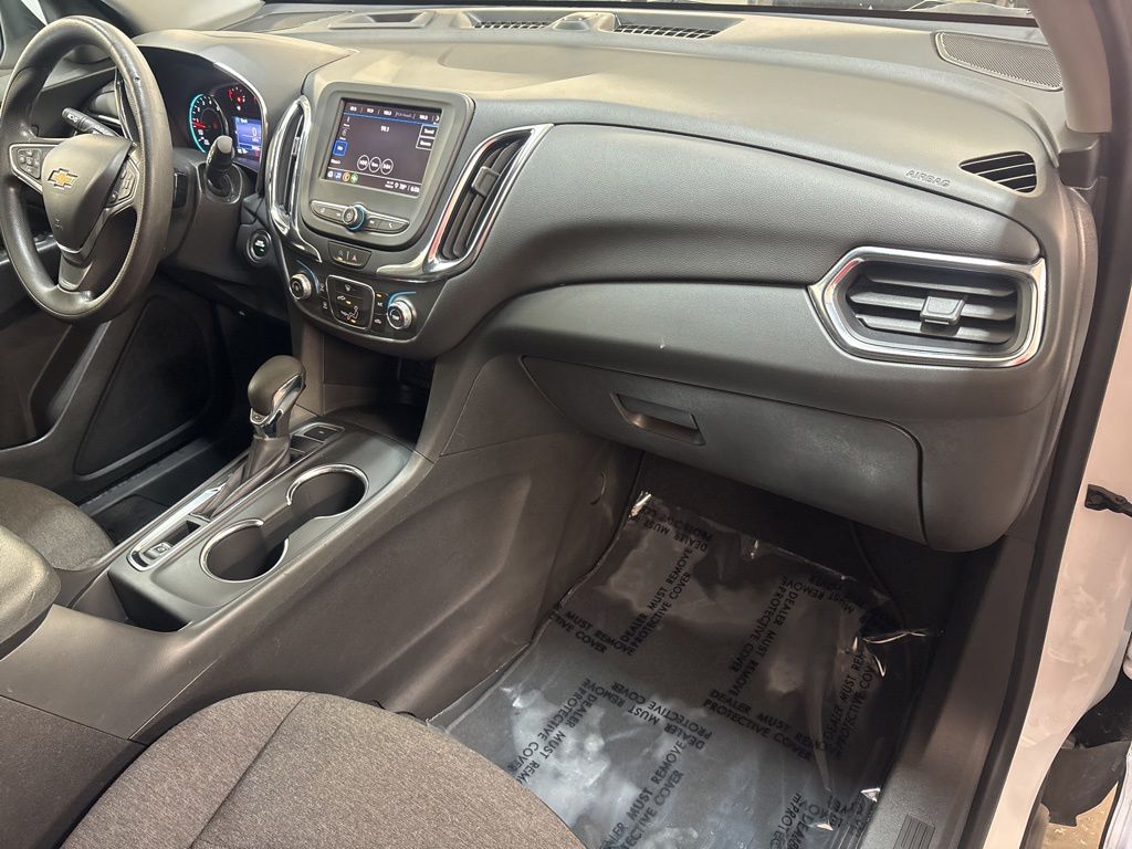 Thumbnail: 2022 Chevrolet Equinox - 12