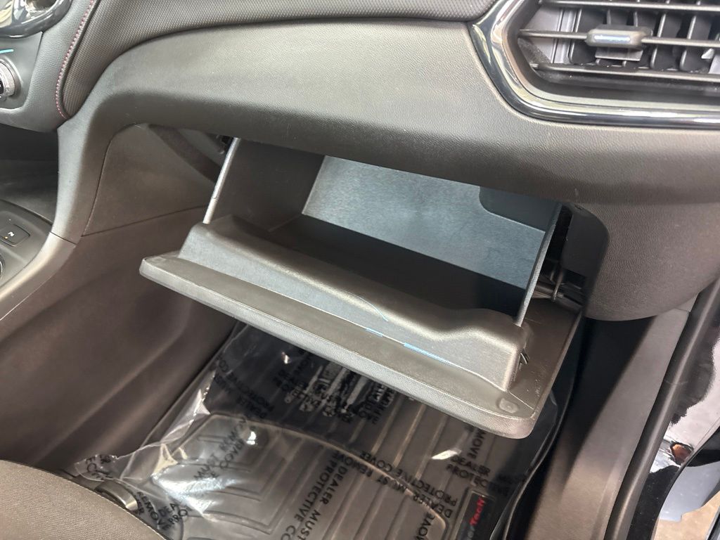 Thumbnail: 2024 Chevrolet Equinox - 46