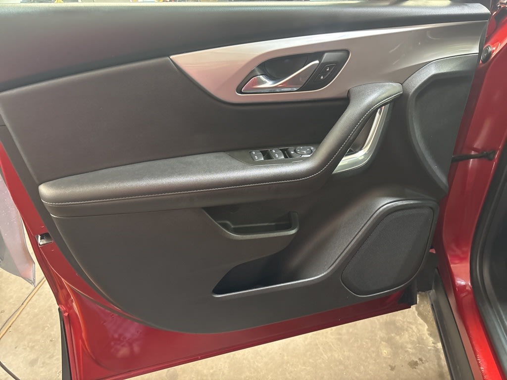 Thumbnail: 2021 Chevrolet Blazer - 21