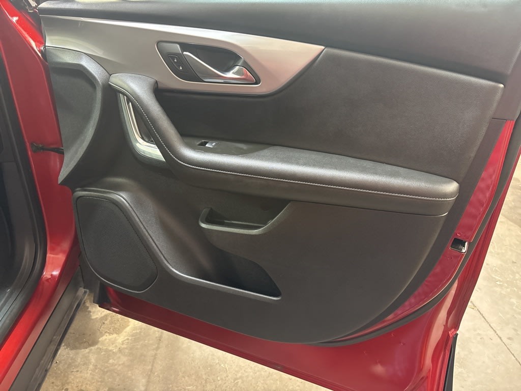 Thumbnail: 2021 Chevrolet Blazer - 36