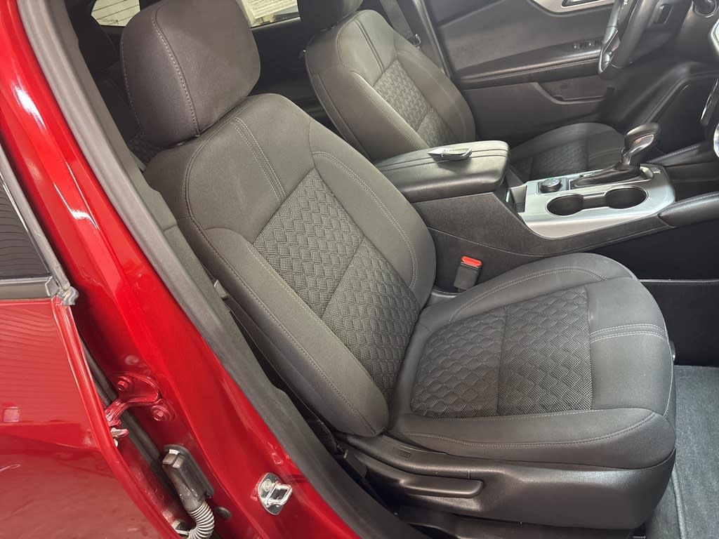 Thumbnail: 2021 Chevrolet Blazer - 38