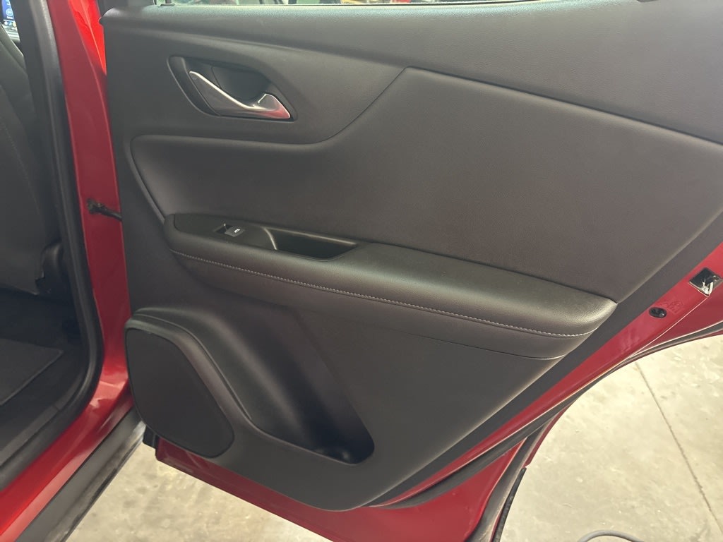 Thumbnail: 2021 Chevrolet Blazer - 32