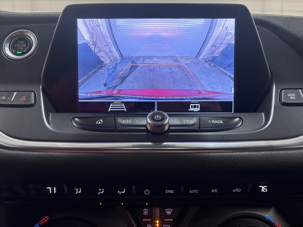 Thumbnail: 2021 Chevrolet Blazer - 24