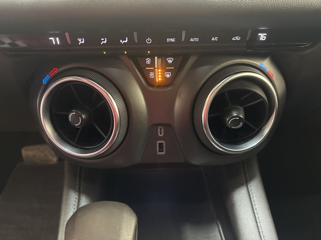 Thumbnail: 2021 Chevrolet Blazer - 25