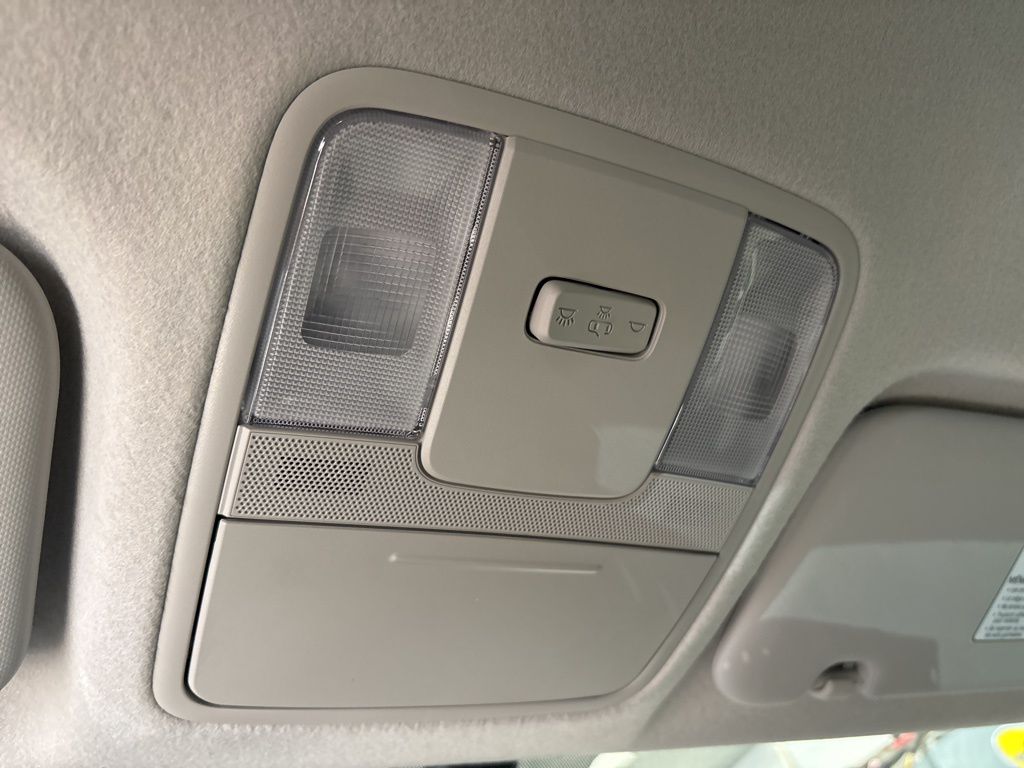 Thumbnail: 2023 Kia Forte - 29