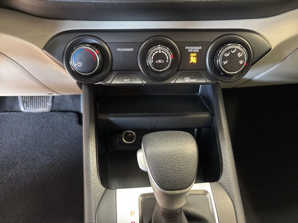 Thumbnail: 2023 Kia Forte - 26