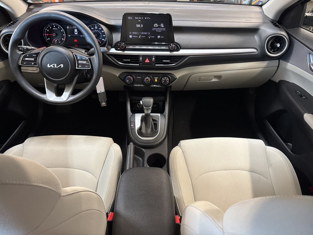 Thumbnail: 2023 Kia Forte - 11