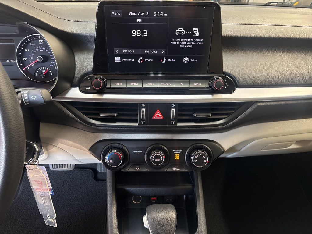 Thumbnail: 2023 Kia Forte - 13