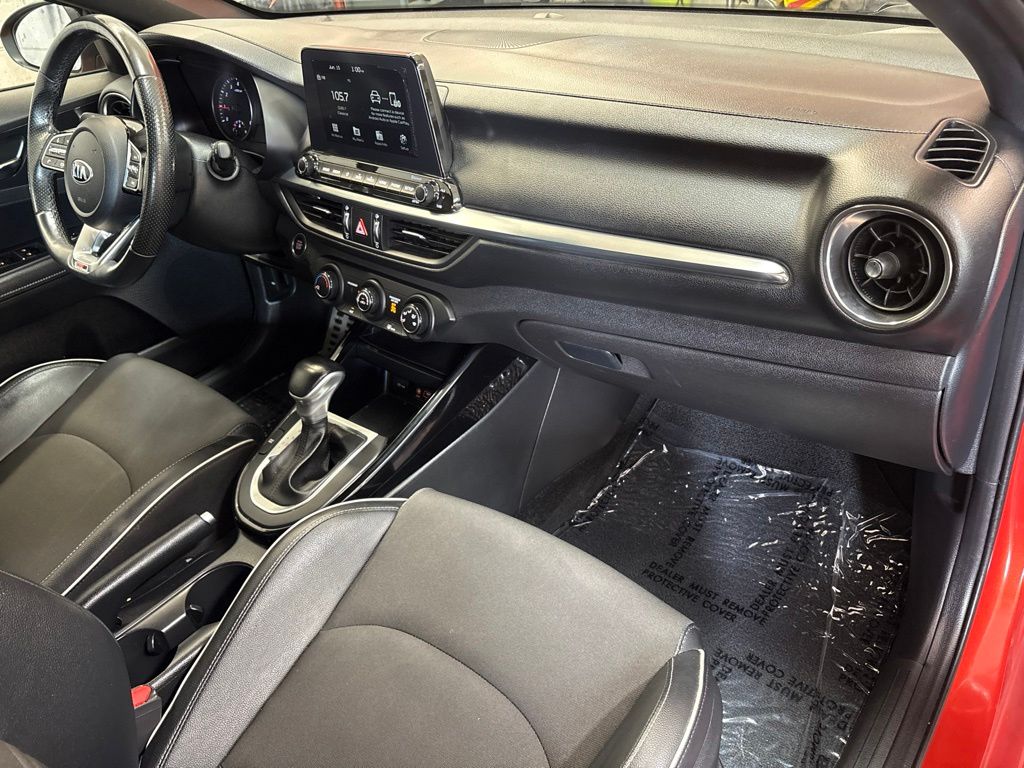 Thumbnail: 2021 Kia Forte - 13