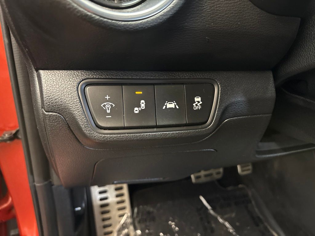 Thumbnail: 2021 Kia Forte - 23