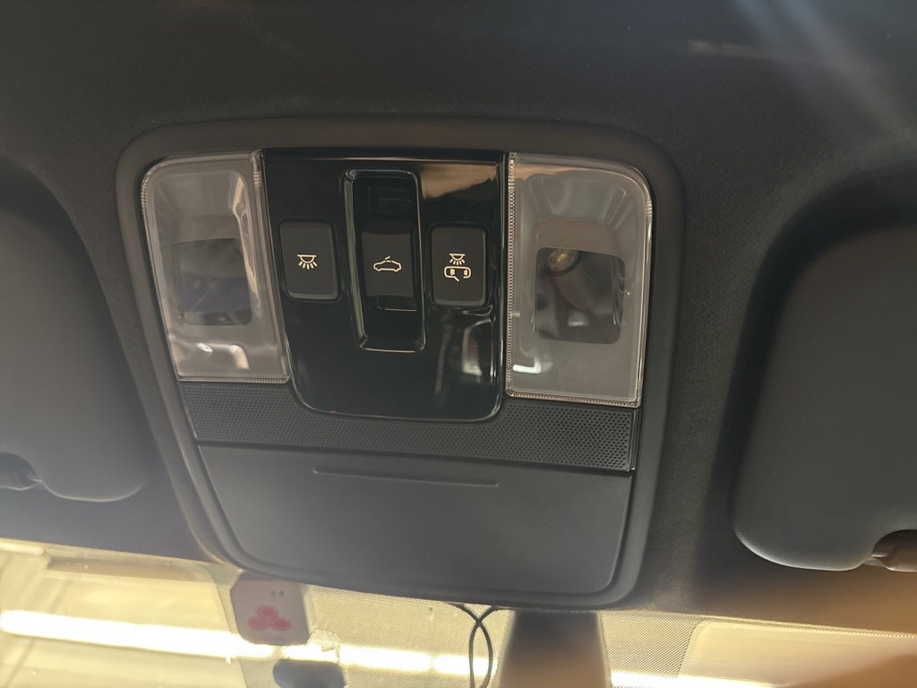 Thumbnail: 2020 Kia Forte - 31