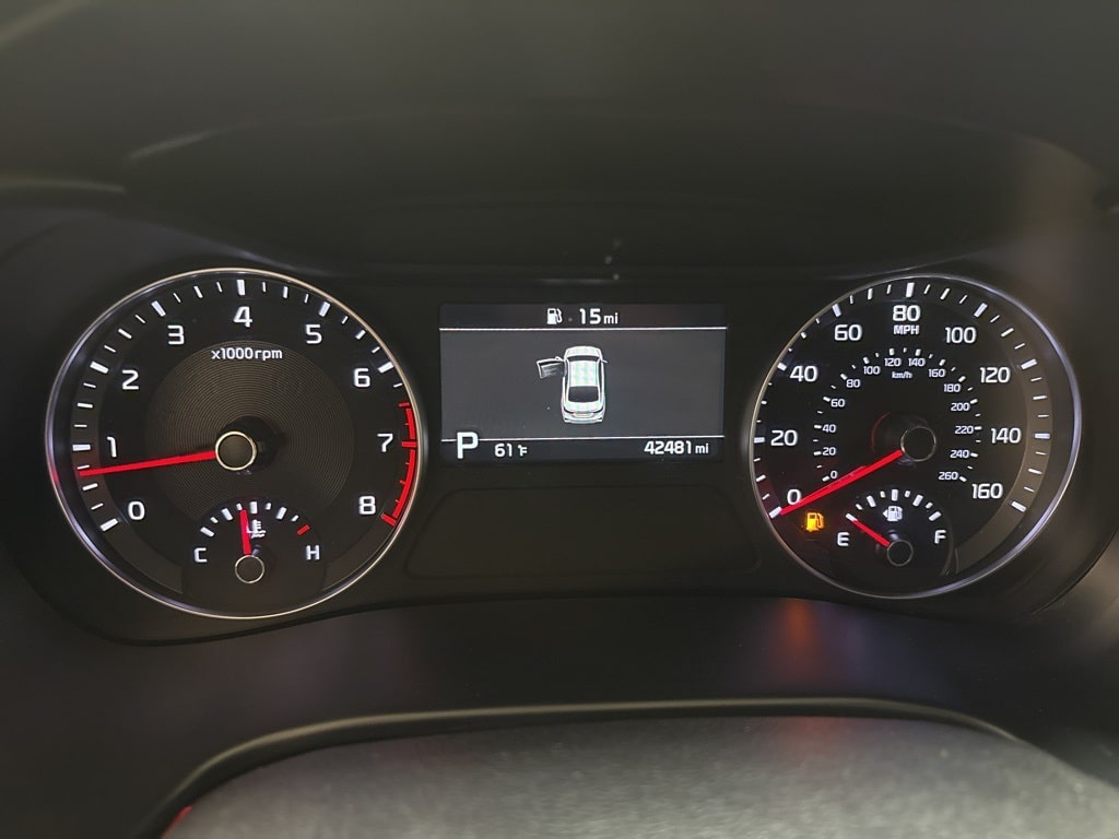 Thumbnail: 2020 Kia Forte - 16