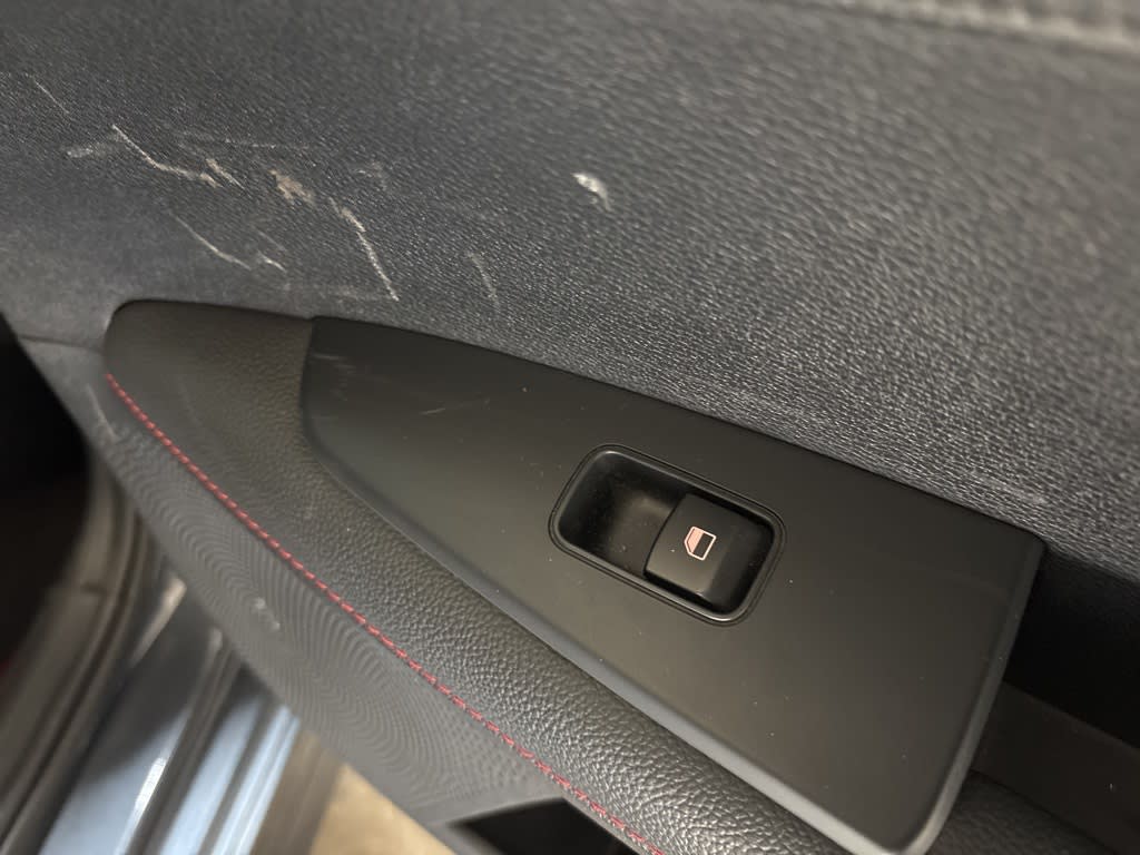 Thumbnail: 2020 Kia Forte - 37