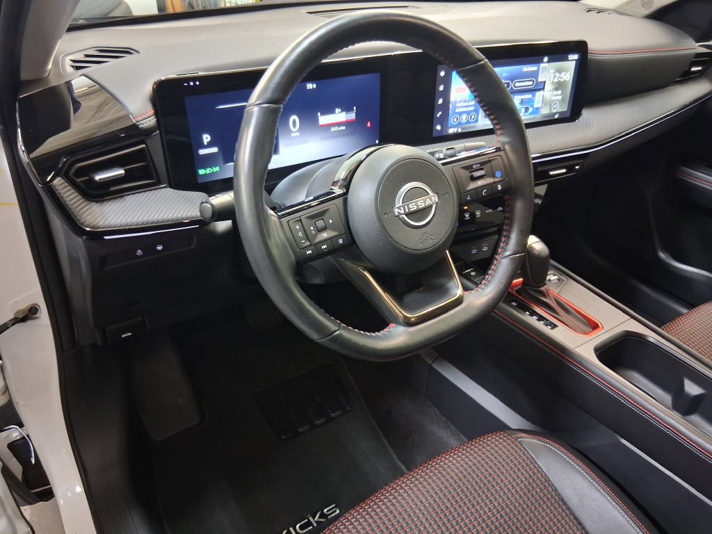 Thumbnail: 2025 Nissan Kicks - 2
