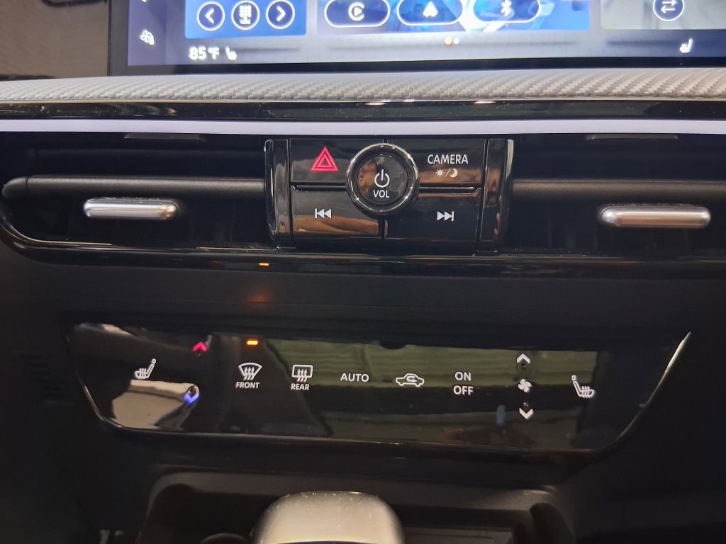 Thumbnail: 2025 Nissan Kicks - 29