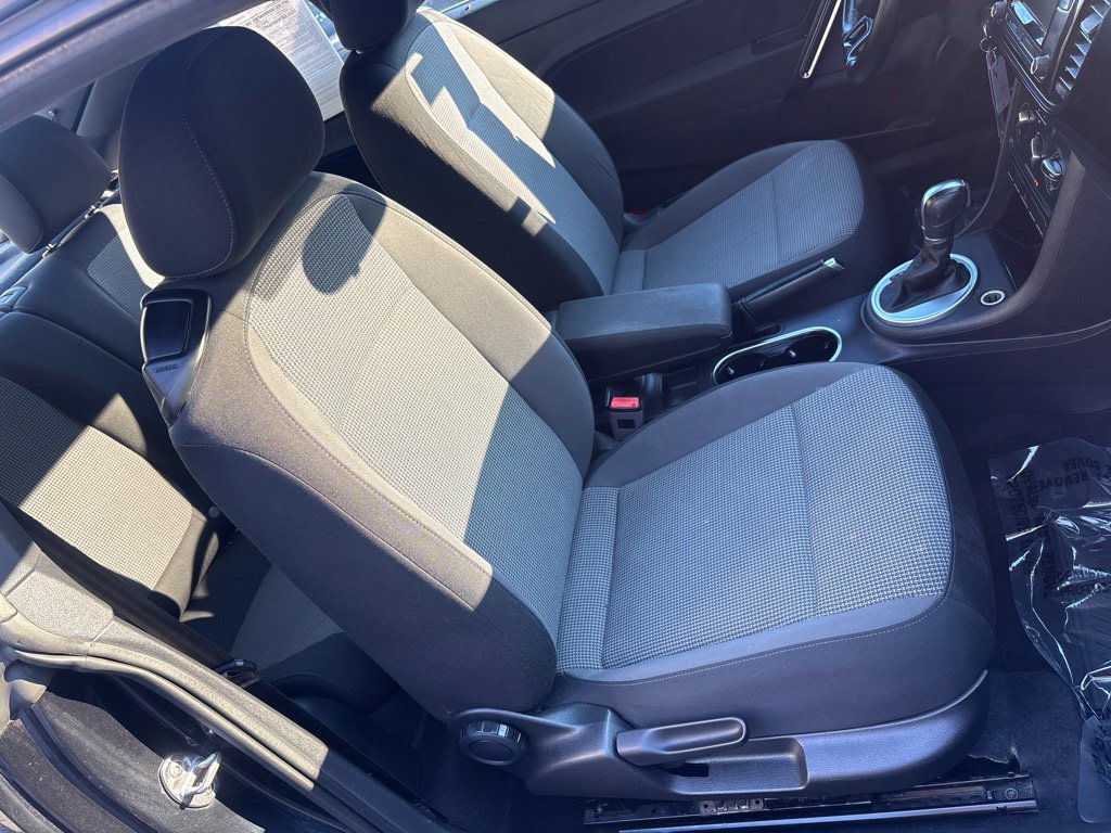 Thumbnail: 2018 Volkswagen Beetle - 10