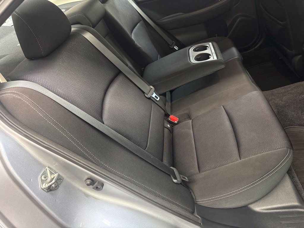Thumbnail: 2015 Subaru Legacy - 10