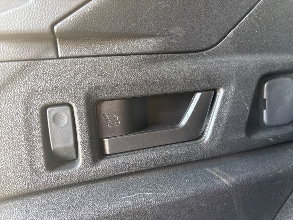 Thumbnail: 2023 Subaru Outback - 33