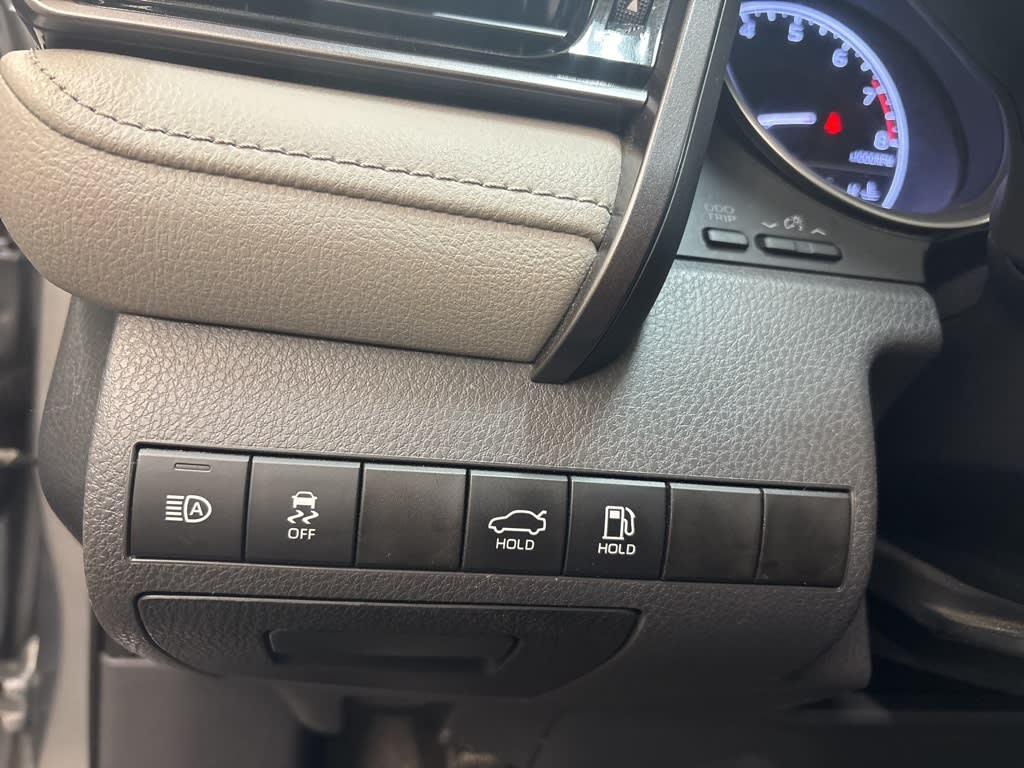 Thumbnail: 2024 Toyota Camry - 21