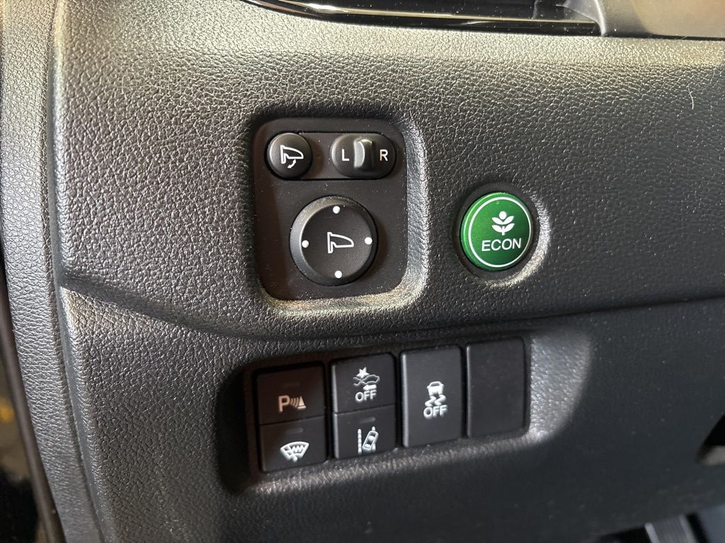 Thumbnail: 2023 Honda Passport - 25