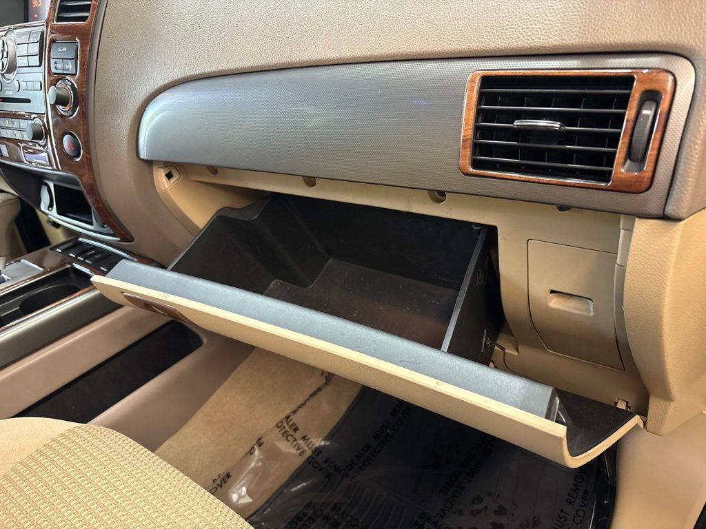 Thumbnail: 2015 Nissan Armada - 52