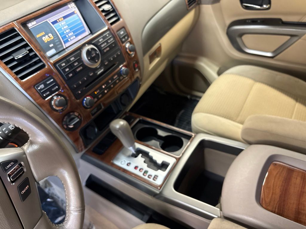 Thumbnail: 2015 Nissan Armada - 12