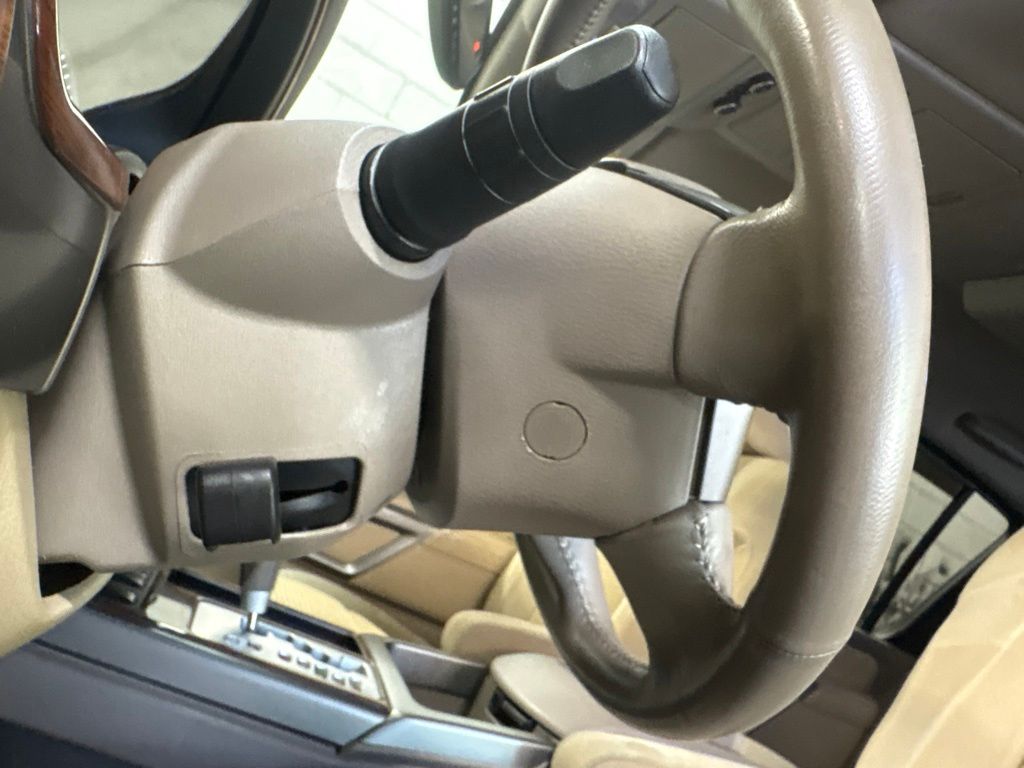 Thumbnail: 2015 Nissan Armada - 9