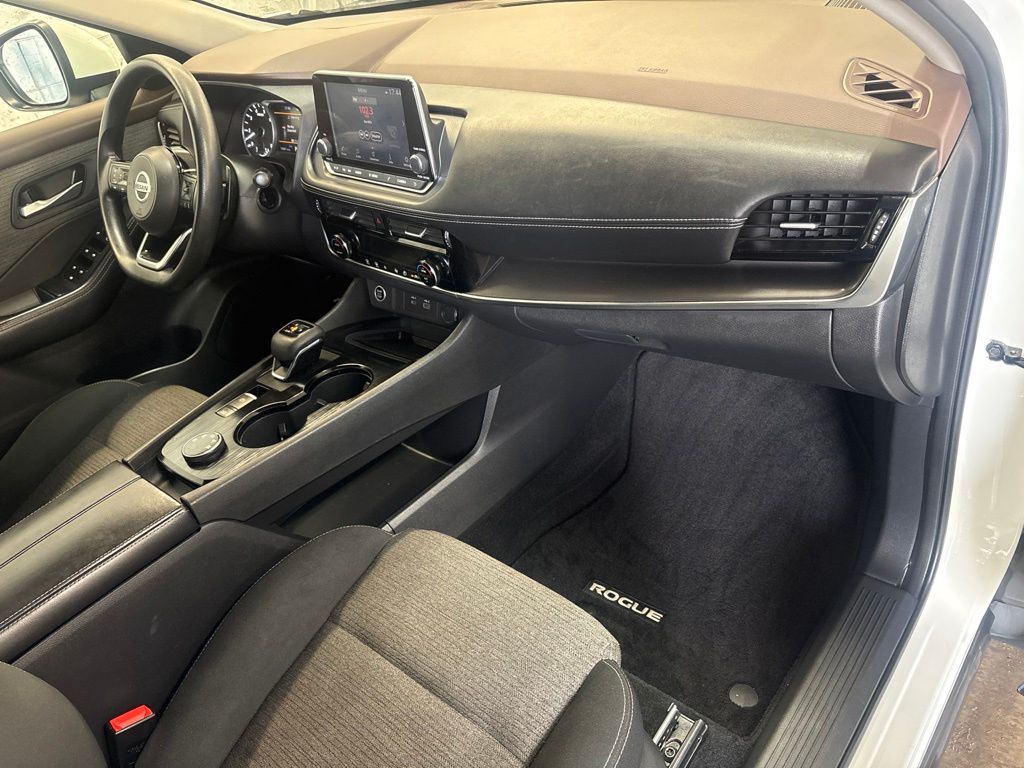 Thumbnail: 2021 Nissan Rogue - 13