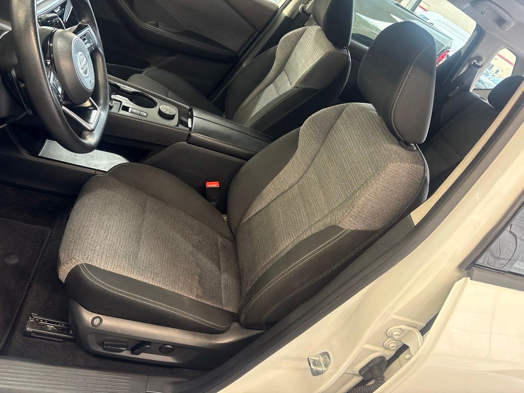 Thumbnail: 2021 Nissan Rogue - 9