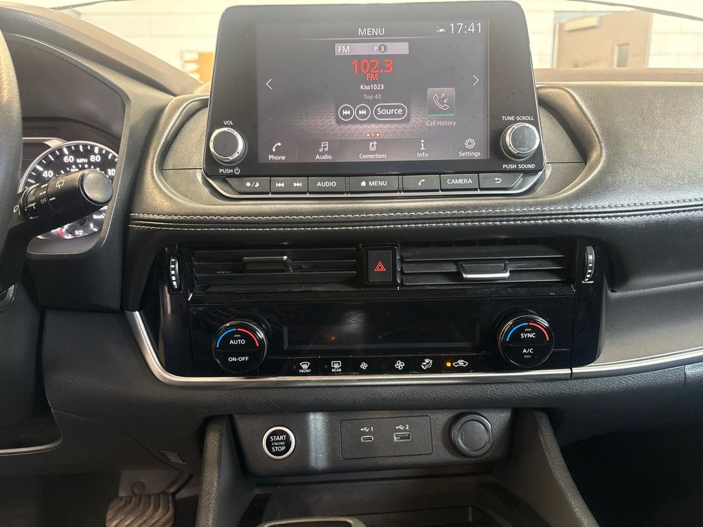 Thumbnail: 2021 Nissan Rogue - 14