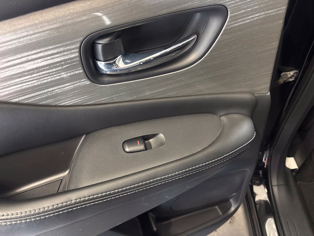Thumbnail: 2016 Nissan Murano - 33