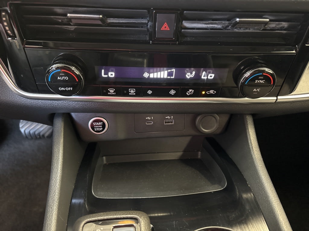 Thumbnail: 2022 Nissan Rogue - 29