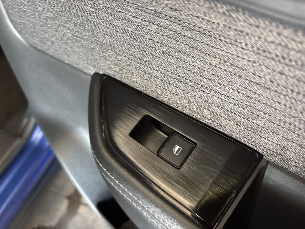 Thumbnail: 2022 Nissan Rogue - 37