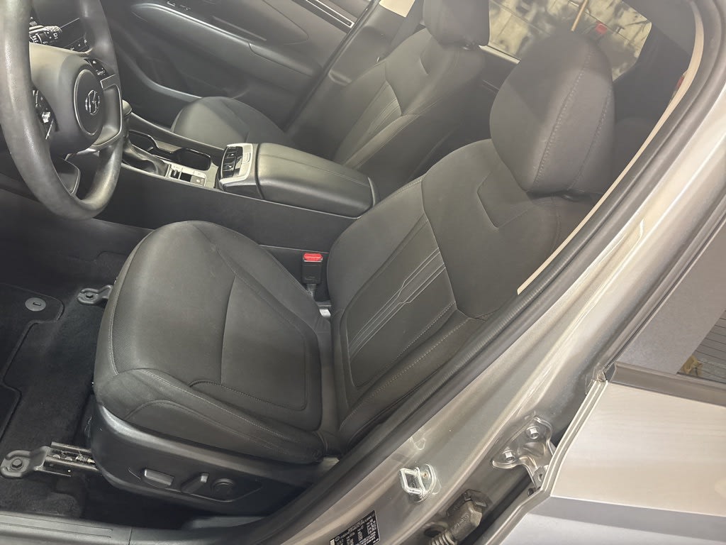 Thumbnail: 2023 Hyundai Tucson - 9